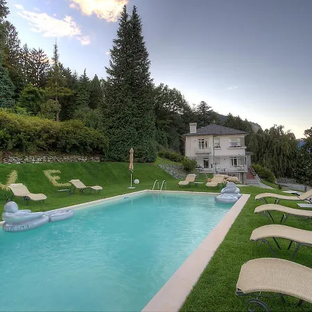 Sleeps 10 Pool Air Con Wifi *