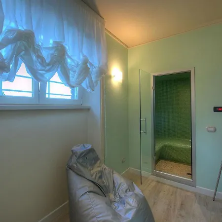 Sleeps 10 Pool Air Con Wifi Willa *