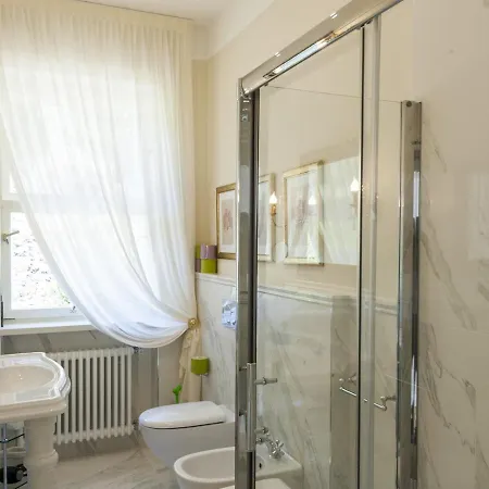 Sleeps 10 Pool Air Con Wifi Willa