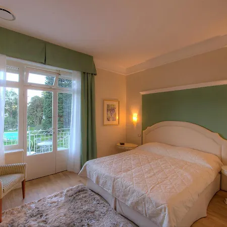 Sleeps 10 Pool Air Con Wifi Willa Baveno